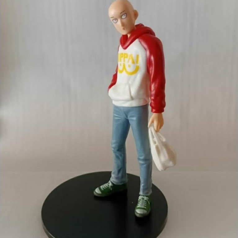 Mainan Action Figure Saitama Hodie