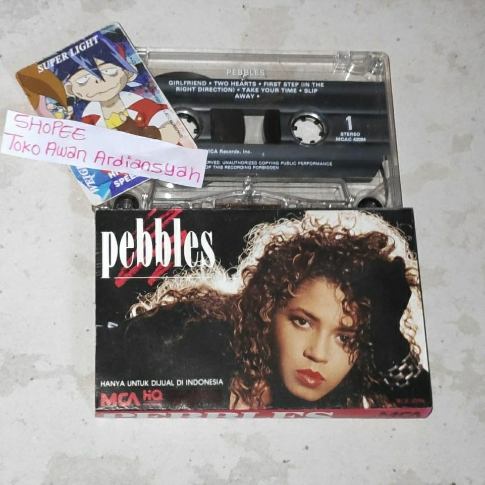 kaset pita pebbles (cover dalam ada tanda tangan, dan kotor sedikit, dan ada sedikit bekas tempelan)