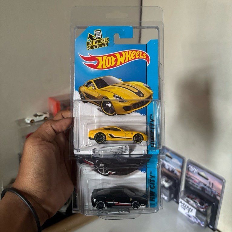 Hotwheels ferrari