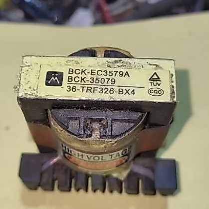 TRAPO TV TCL SLIM BCK-EC3579A