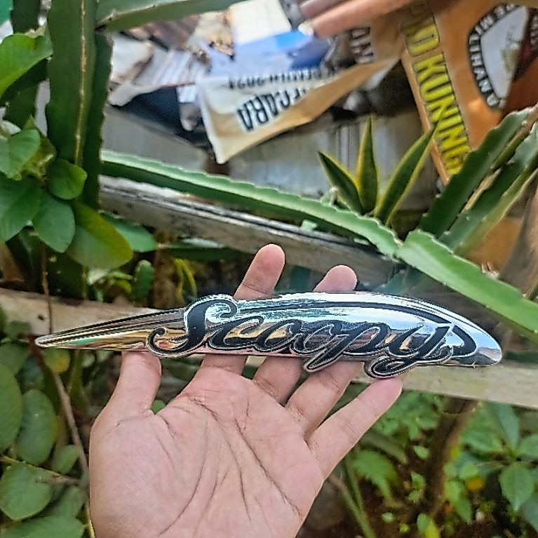 emblem body scoopy karbu barang Original second