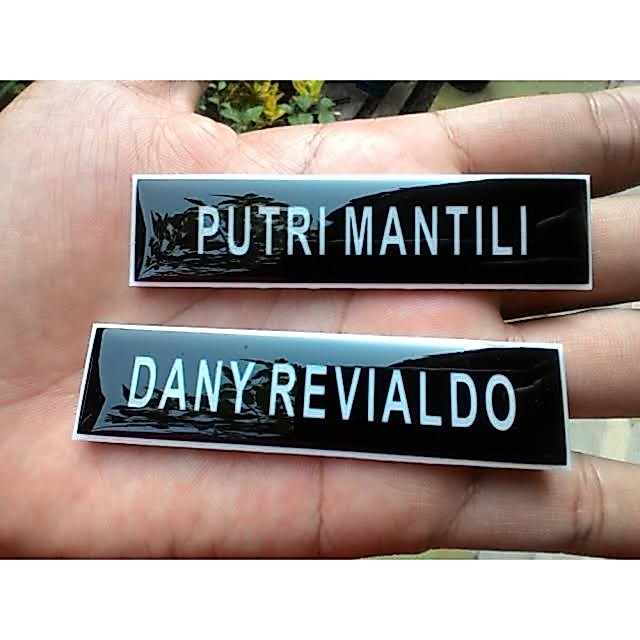 Nametag papan nama akrilik magnet