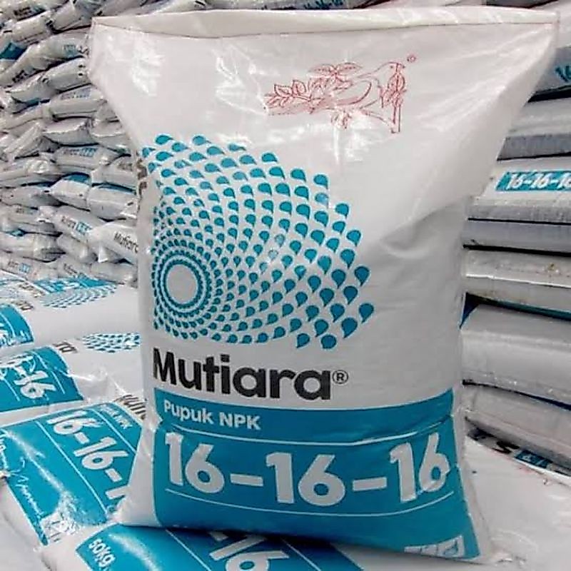 NPK MUTIARA 161616 repack 1kg Meroke / NPK 161616 / Booster Pertumbuhan/ NPK YARAMILA UNIK 161616