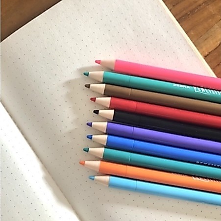 Zebra Penciltic Super Fine 0.4 mm ZAI TOP Zebra Pulpen Liner