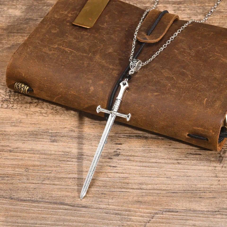 Kalung Liontin Pedang Salib Punk Rock Pria, Kalung Pisau Panjang Retro Gothic, Perhiasan Hip Hop unt