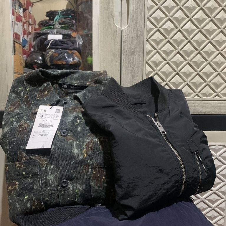 ORIGINAL DENIM JEANS H&M JACKET BOMBER ZARA ZIPPER FLORAL PARASUTE