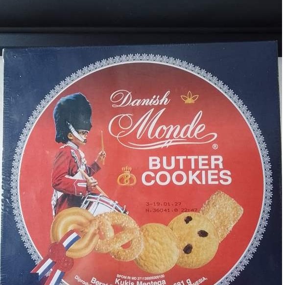 Monde Butter Cookies 681gr Kaleng Monde Butter Cookies Nissin