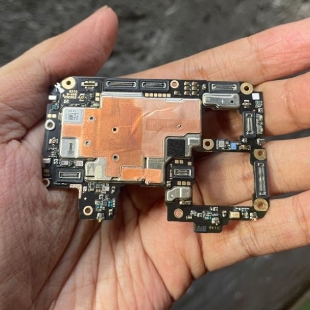 mesin realme gt 2 pro 12/256 resmi indonesia
