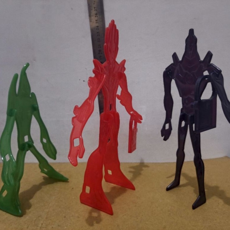 Figur MCD Happymeal Ben 10 Rare Swampfire Groop ChromaStone