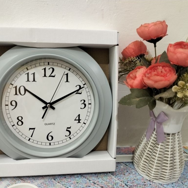 jam dinding aesthetic Mr DIY Quartz