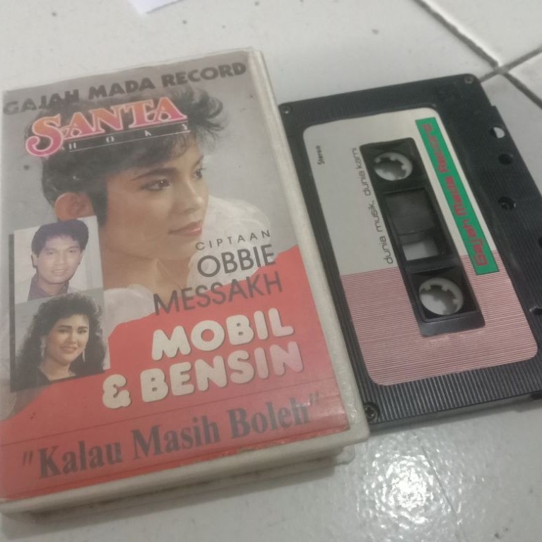 Kaset Pita Santa Hoky