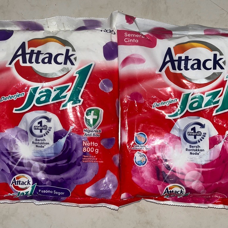 Attack Jaaz1 sabun detergen bubuk 800gr (sabun cuci baju)