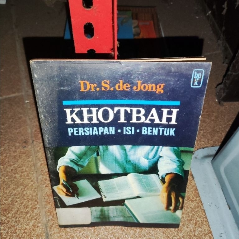 BUKU KRISTEN khotbah persiapan isi dan bentuk