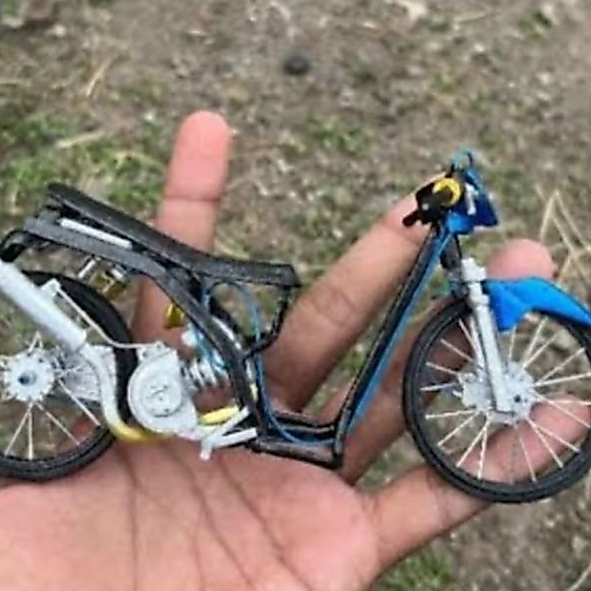 miniatur motor drag unik Honda beat karbu roda bisa berputar scala1:16
