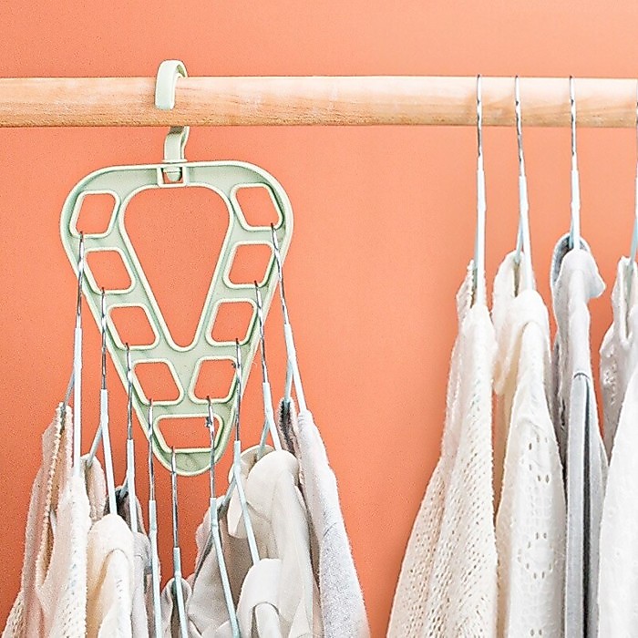Magic Hanger Segitiga 9in1 Gantungan Rak Lemari Baju Pakaian Putar 360