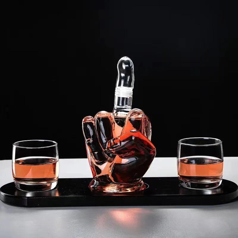 1000 ml Middle Finger Shaped Whiskey Decanter, Novelty Glass Liquid Bottle for Bar Decor & Funny Gif