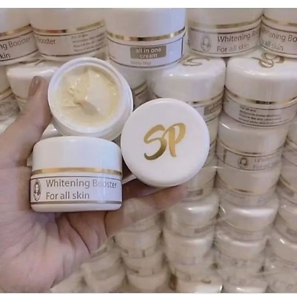 Bedak S. P Whitening Booster (KEMASAN TERBARU TDK ADA TULISAN SP)