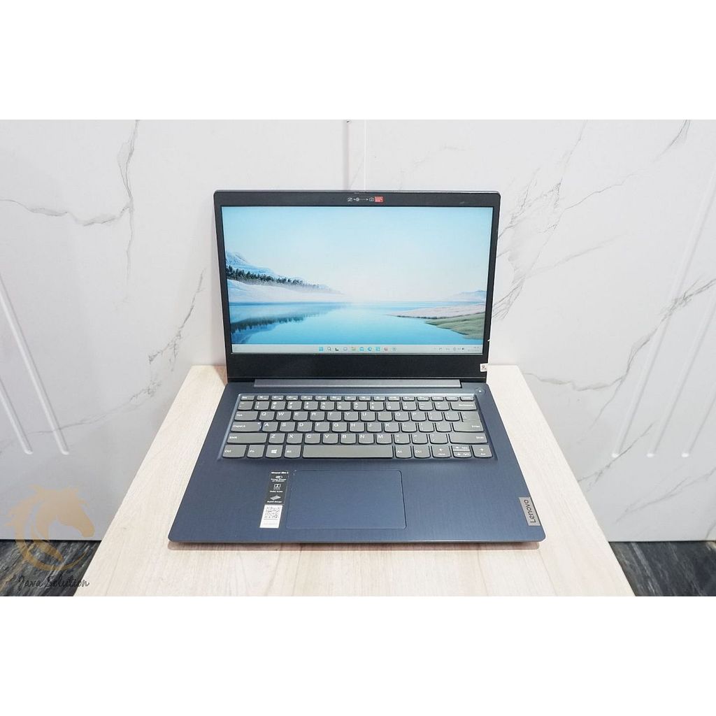 Lenovo Ideapad Slim 3 AMD Ryzen 3 4300U Ram 8Gb Ssd 256Gb