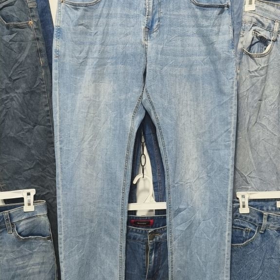 celana jeans reguler fit dari APC size34