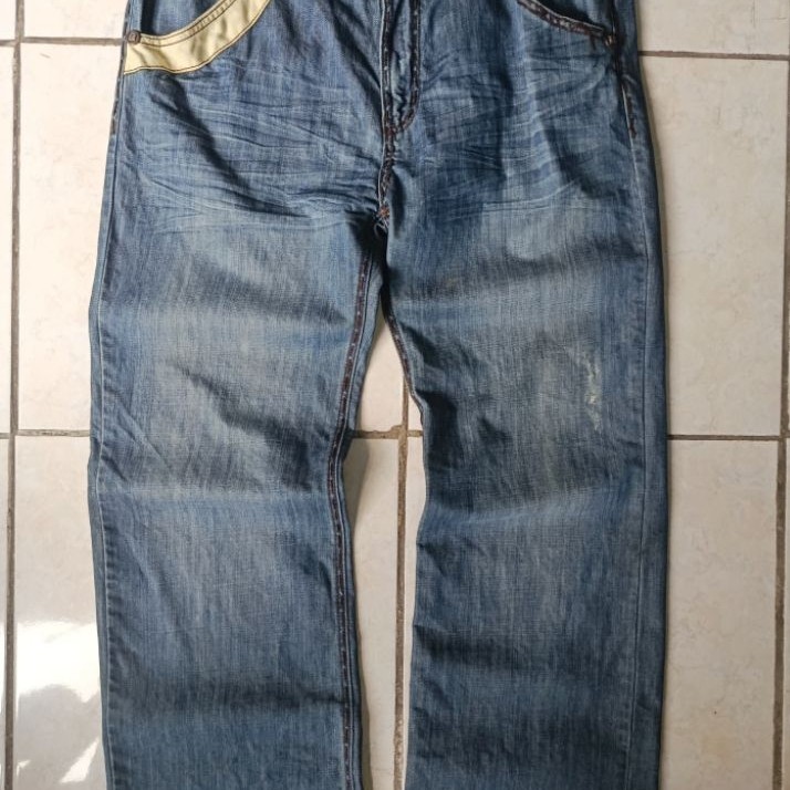 celana blue jeans fadding outfit skenamu