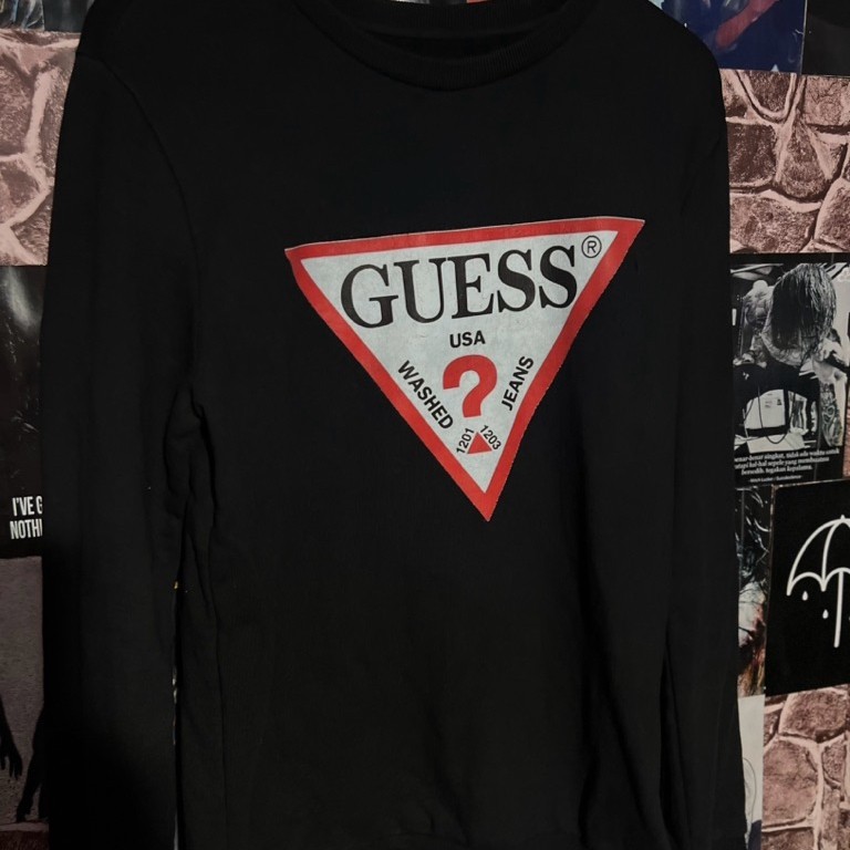 crewneck GUESS