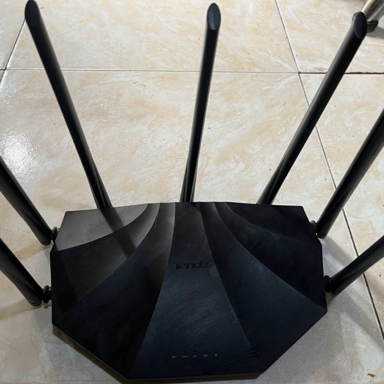 Routwr Tenda AC1200 // Model AC23 Dual Band