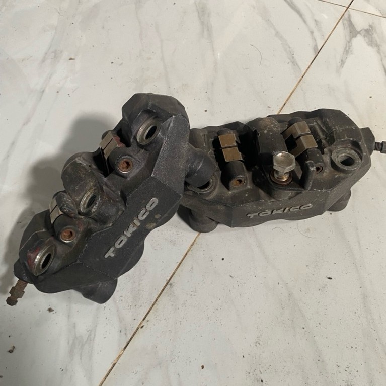 kaliper tokico timbul 4 piston gsx 600 750 1000