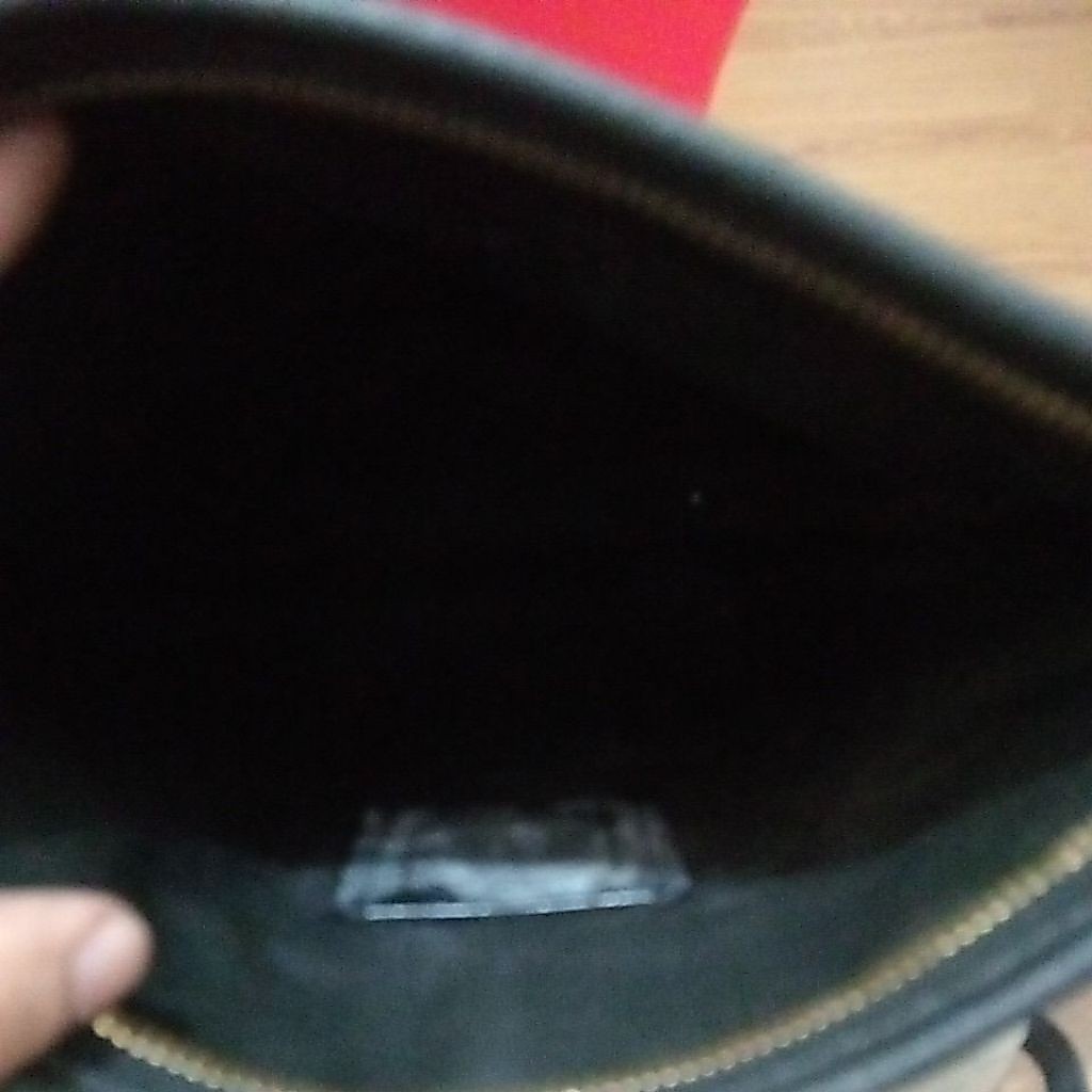 Tas Sling Kulit  COACH Wanita Monza