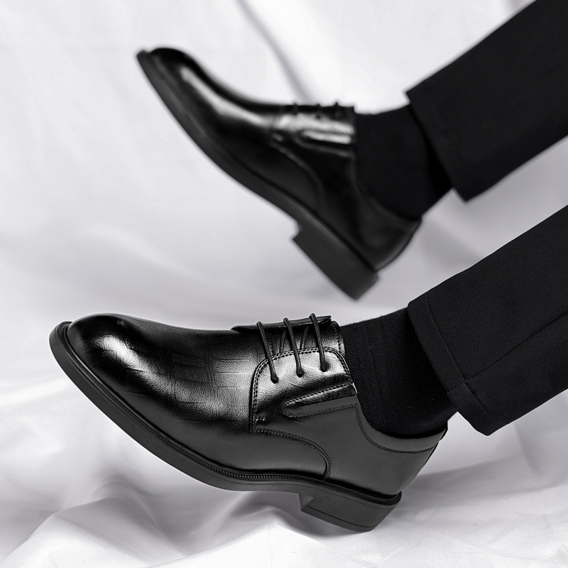 Sepatu Kulit Pria Wenzhou Sepatu Pria Empat Musim Sepatu Kulit Peninggi Tinggi Sepatu Kulit Formal K