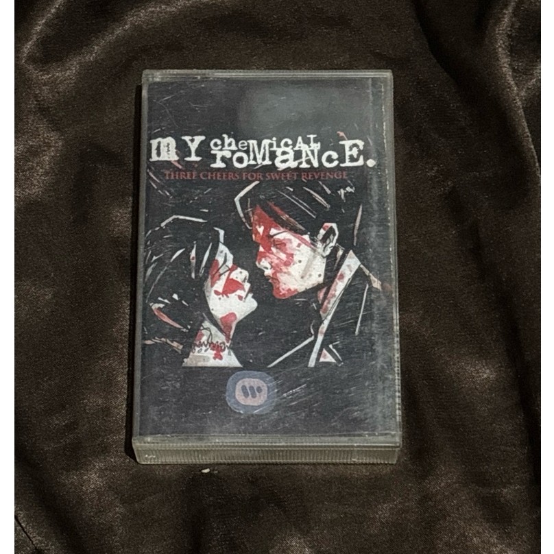 [BOOTLEG] KASET PITA MY CHEMICAL ROMANCE MCR THREE CHEERS FOR SWEET REVENGE