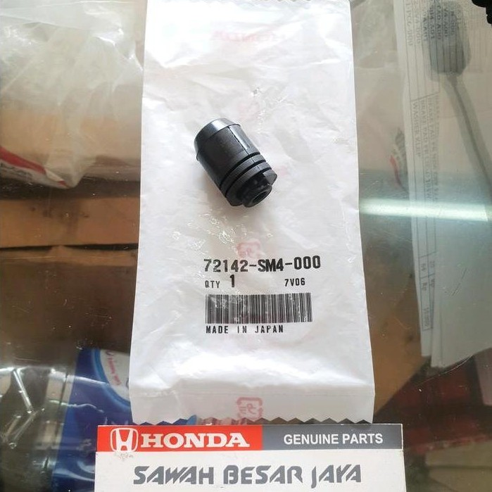 DOOR STOPPER - KARET GANJELAN ATAU BANTALAN PINTU DALAM BAGIAN BAWAH HONDA BRIO MOBILIO JAZZ RS CITY