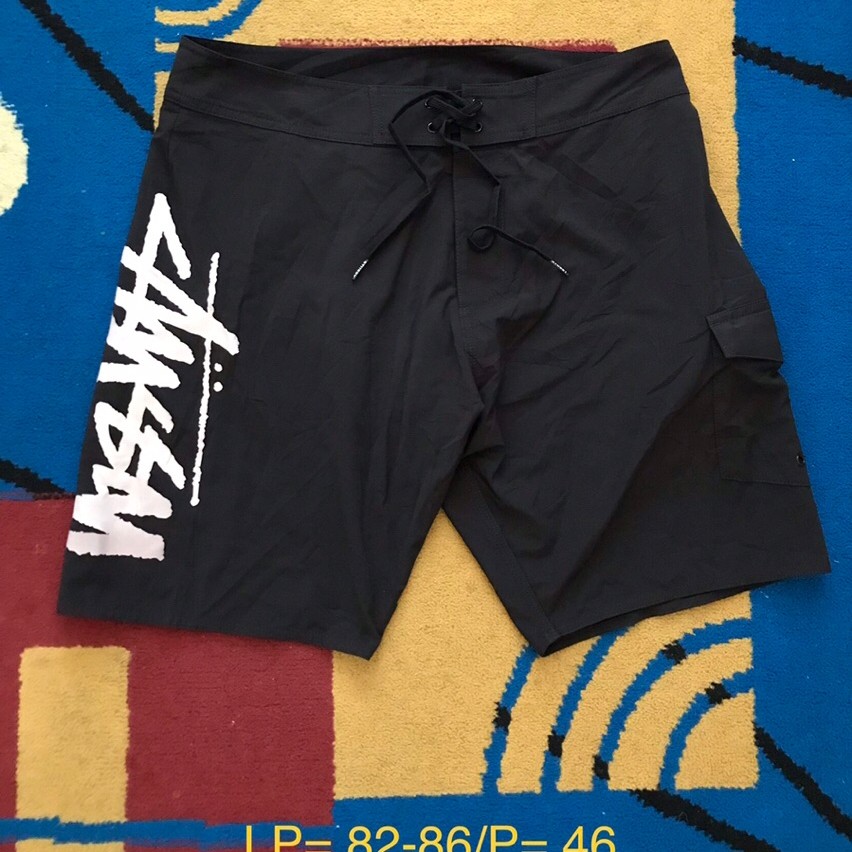 celana pendek stussy second