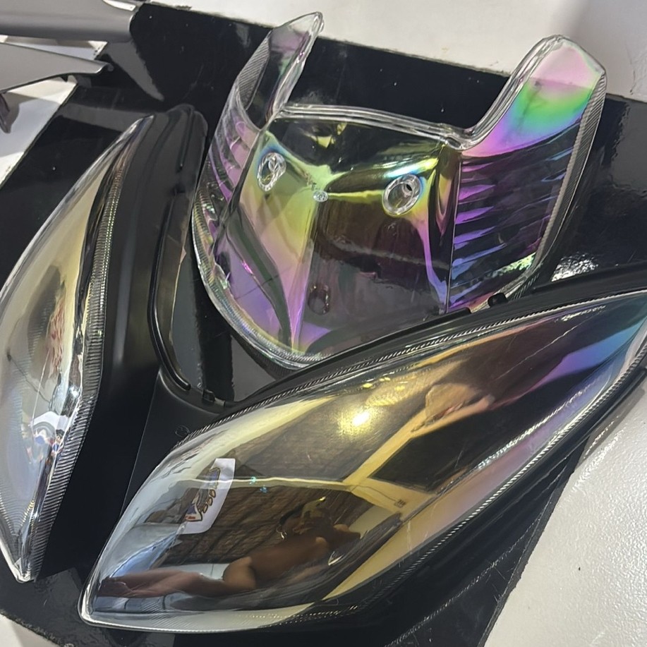 mika rainbow nouvo z
