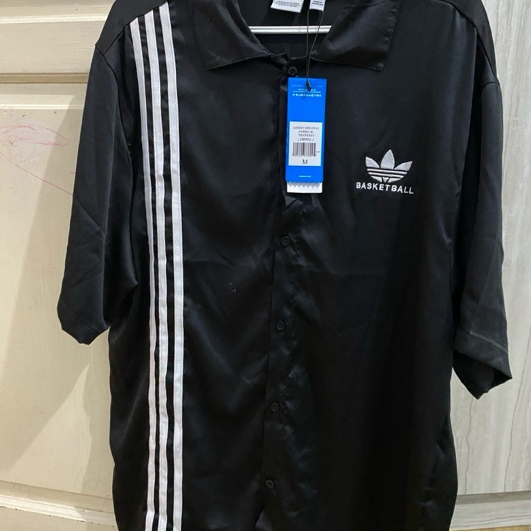 kemeja pendek unisex adidas basketball