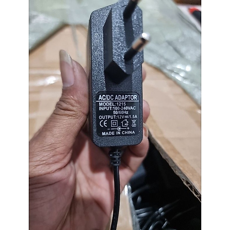 Adaptor  12volt 1A 1.5A 2A original