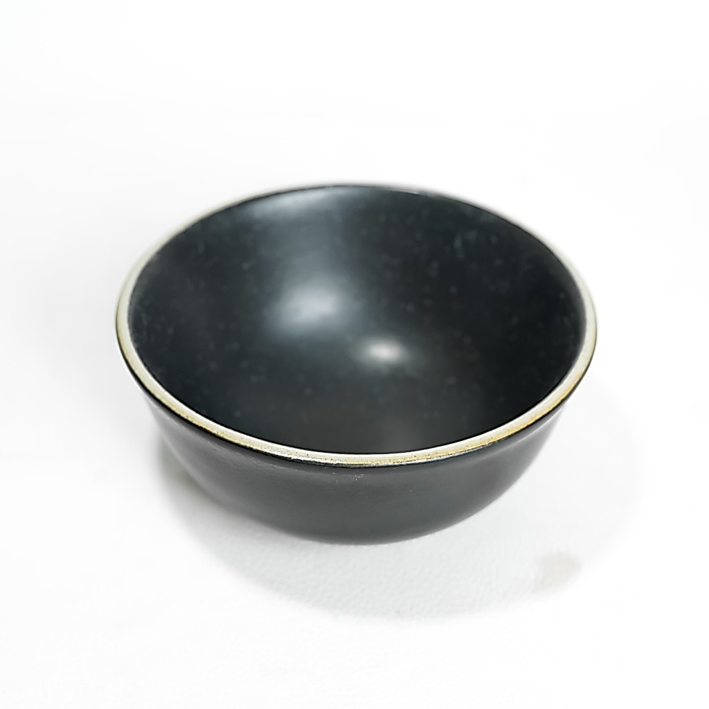 Nuanza Mangkok Keramik Hitam / Bowl Sangkara