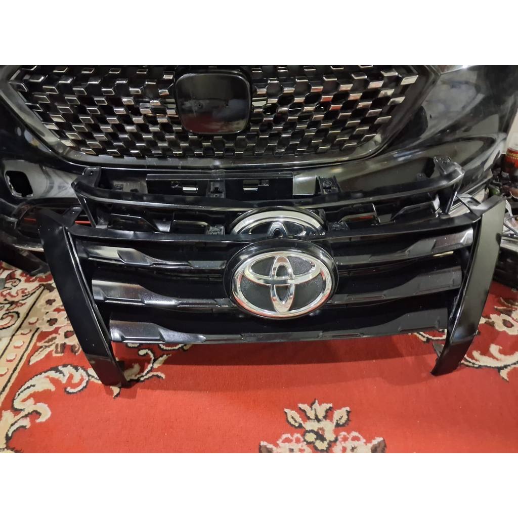 GRILL FORTUNER VRZ TRD 2017 2018 2019