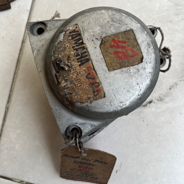 tutup pompa oli yamaha v80