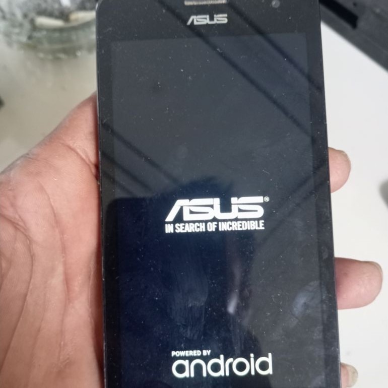 hp minusan ASUS ZENFONE 5 minus LCD tidak bisa d sentuh baca deskripsi