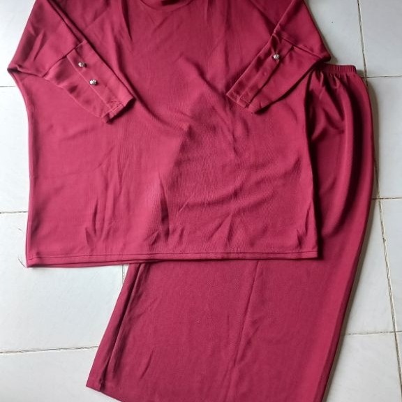 Preloved Knit Set Maroon