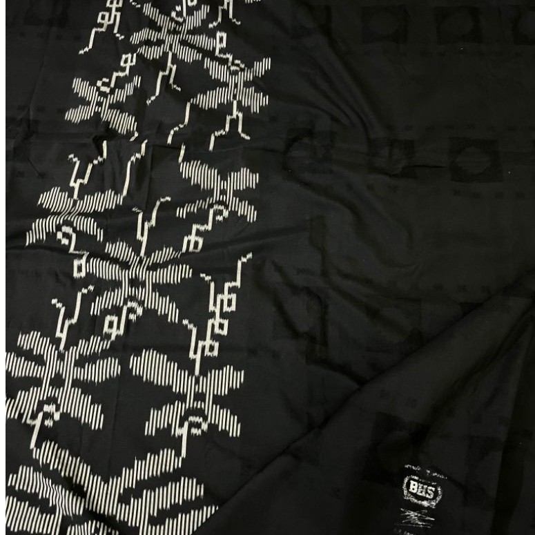 BHS JTB FULL SUTRA HITAM PEKAT MOTIF LANGKA ANTIK