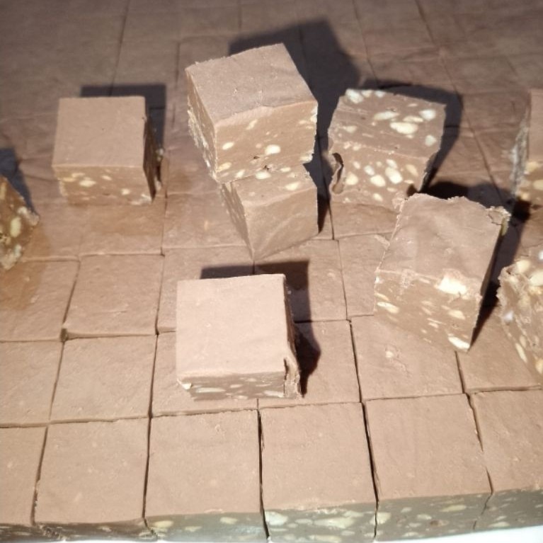 Coklat patahan silverqueen
