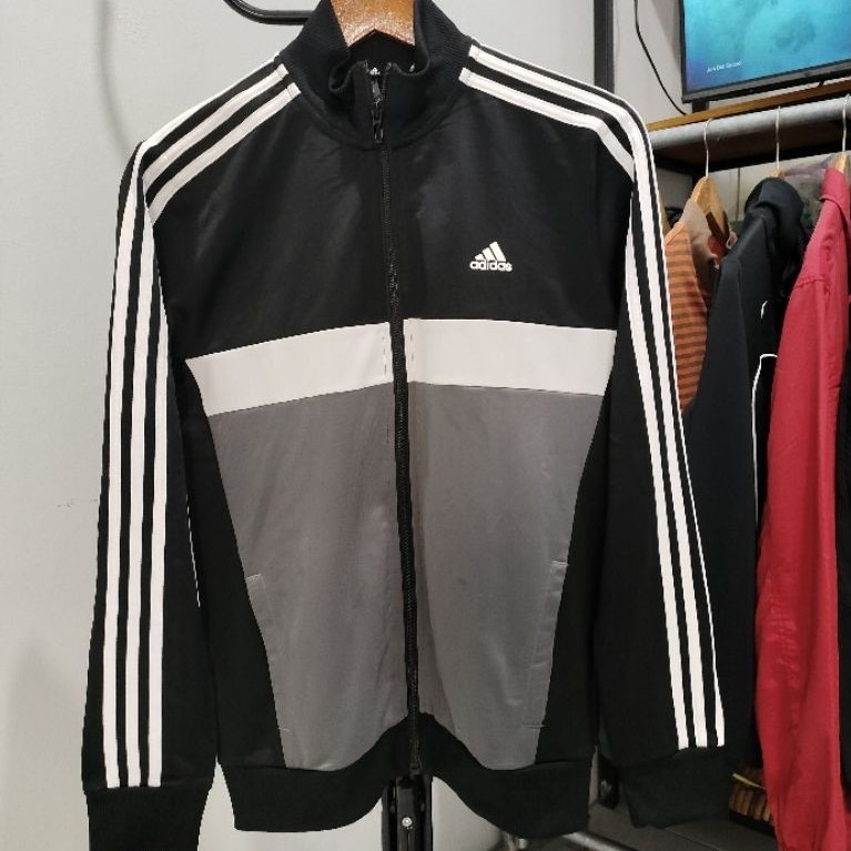 Jacket Tracktop Adidas Essentials 3-Stripes Tiberio Original