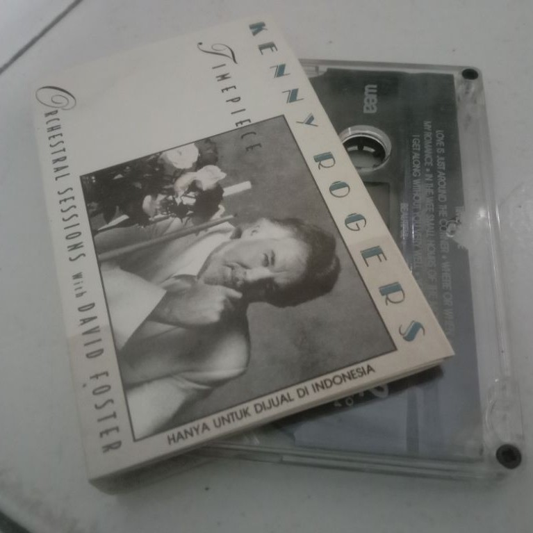 Kaset Pita Kenny Rogers