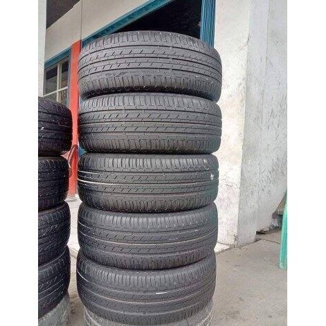 ban mobil second/copotan ukuran 215/70 ring 15
