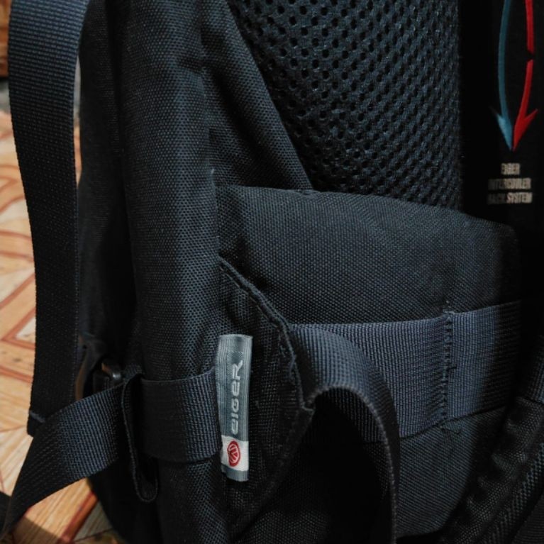 tas kamera gendong eiger fokus 1
