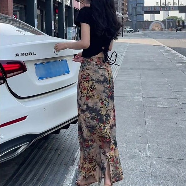 2026 New Summer Slit Bodycon Long Skirt Vintage Floral High-Waisted Skirt