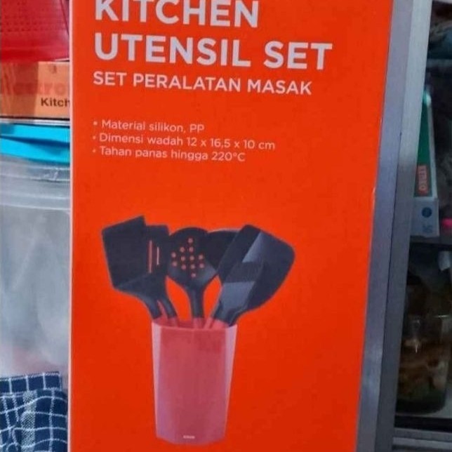 KRIS kitchen utensil set