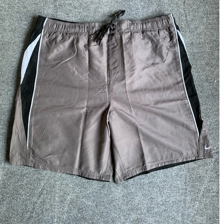 preloved / celana olahraga / Running short / board short / celana lari / surfing / READY Nike Board 