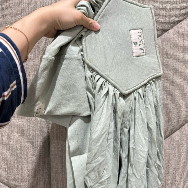 PRELOVED - LIL’ BOO Gendongan Bayi Instan M-Shape 0–15kg Tosca | Baby Wrap Newborn PRELOVED